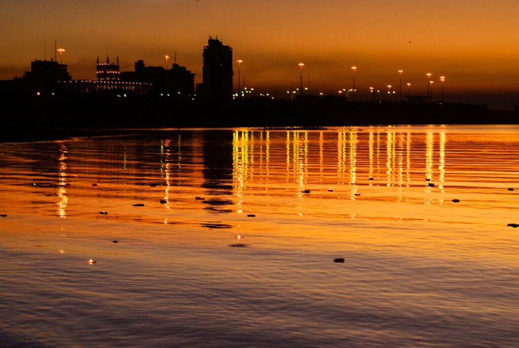 Atardecer en la Bahía de Asunción