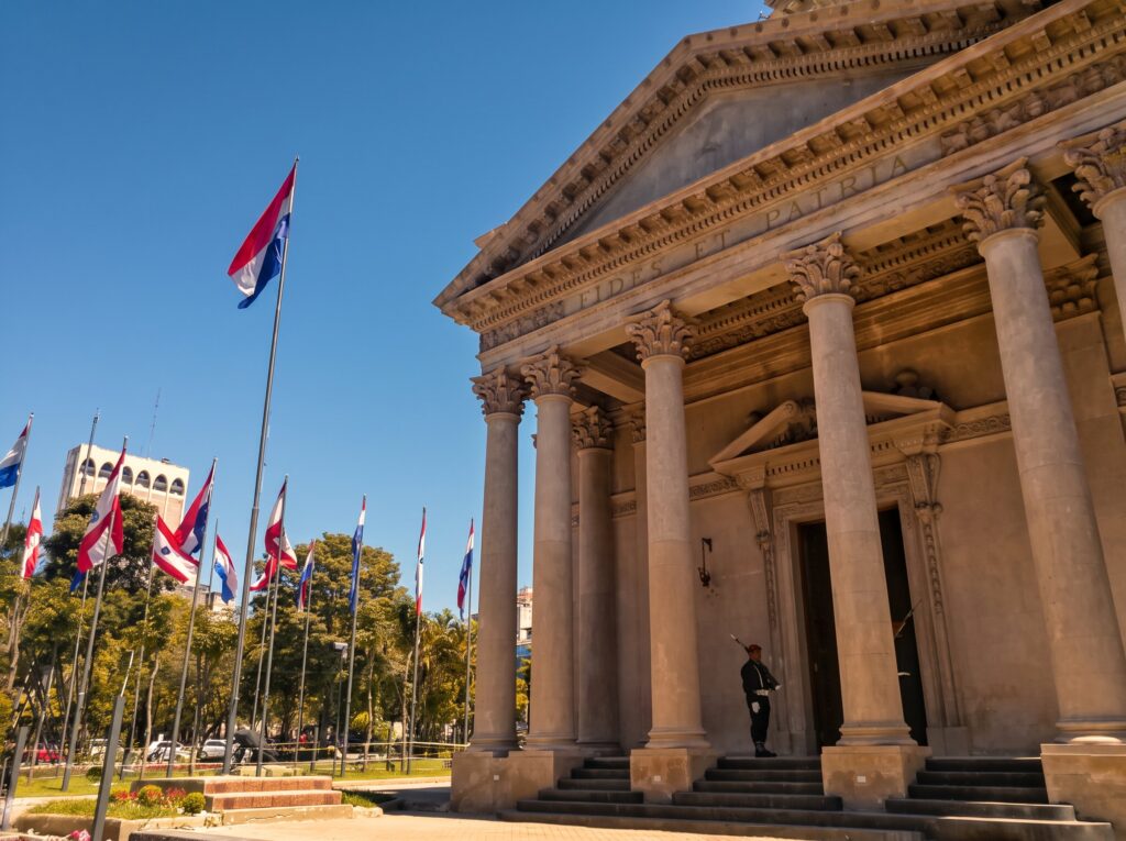 Panteón Nacional de los Héroes, Asunción