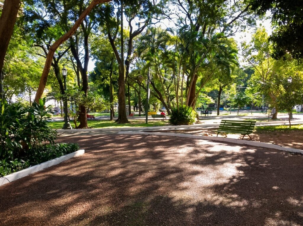 Plaza Uruguaya, Asunción
